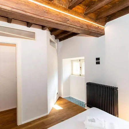 Stylish Quardilatero Romano Central Flat Turín Exterior foto